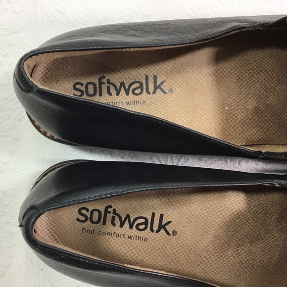 Softwalk Black Slip On Loafers - Picture 3 of 8